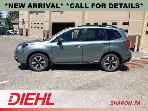 Used 2018 Subaru Forester 2.5i Premium w/ All-Weather Package AWD/4WD image 4