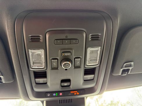 Used 2023 Chevrolet Tahoe RST w/ Sport Performance Package AWD/4WD image 20