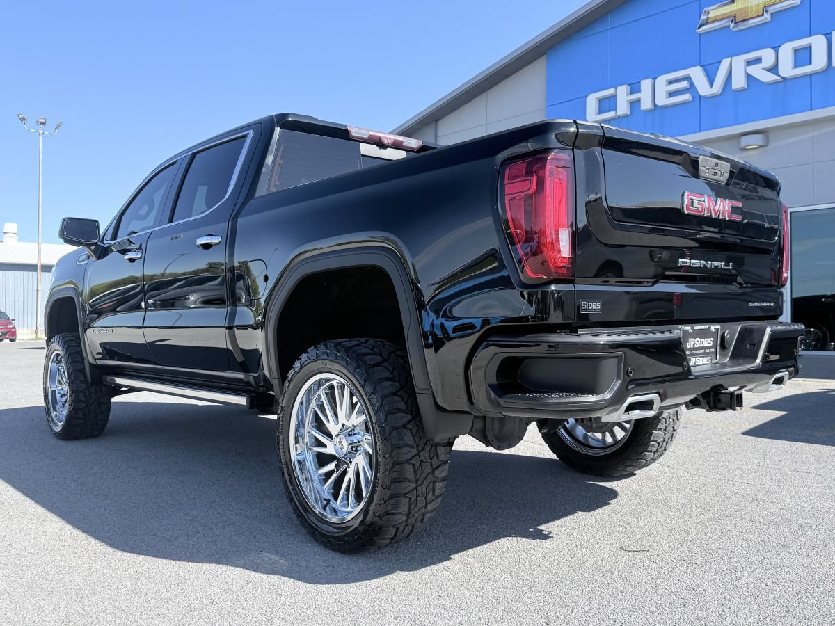 Used 2021 GMC Sierra 1500 Denali w/ Denali Ultimate Package AWD/4WD image 7