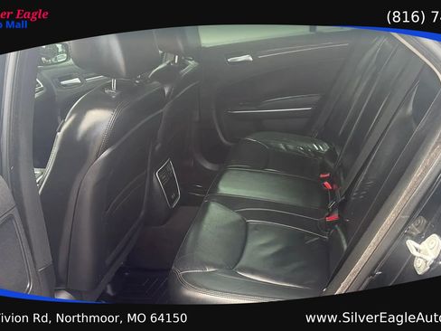 Used 2017 Chrysler 300 Limited w/ 300 Premium Group AWD/4WD image 10