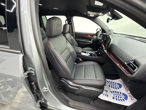 Used 2026 Chevrolet Traverse Z71 image 22