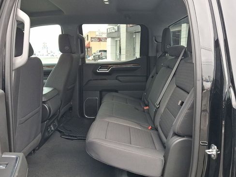 Used 2023 GMC Sierra 1500 Elevation image 25