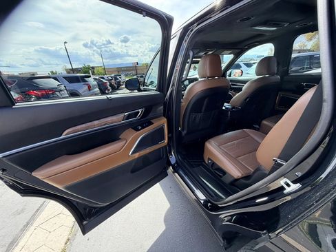 Used 2021 Kia Telluride SX w/ SX Prestige Package AWD/4WD image 14