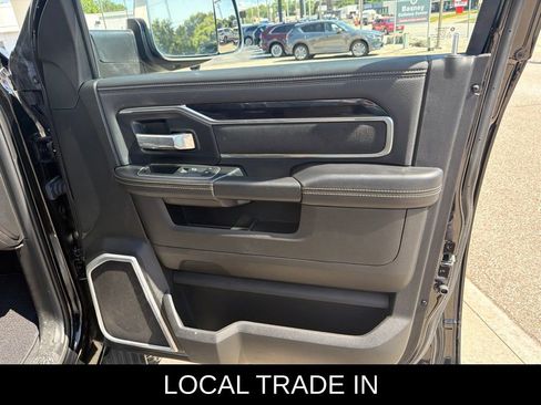 Used 2022 RAM 2500 Laramie AWD/4WD image 16