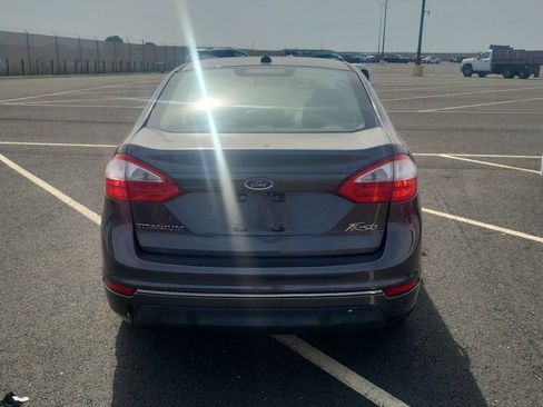 Used 2016 Ford Fiesta Titanium FWD image 4