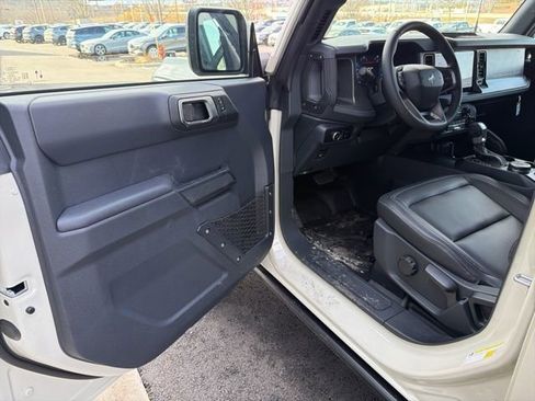 New 2026 Ford Bronco Big Bend w/ Black Diamond Package AWD/4WD image 13