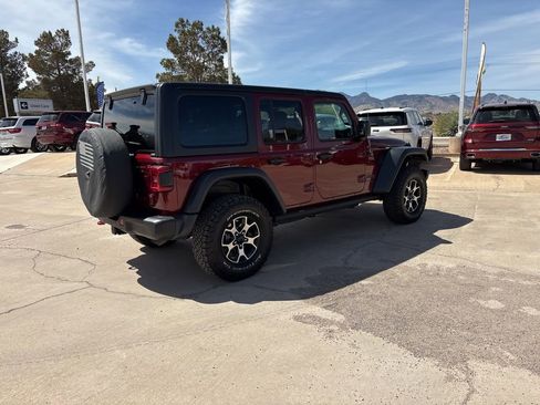 Used 2021 Jeep Wrangler Unlimited Rubicon AWD/4WD image 5