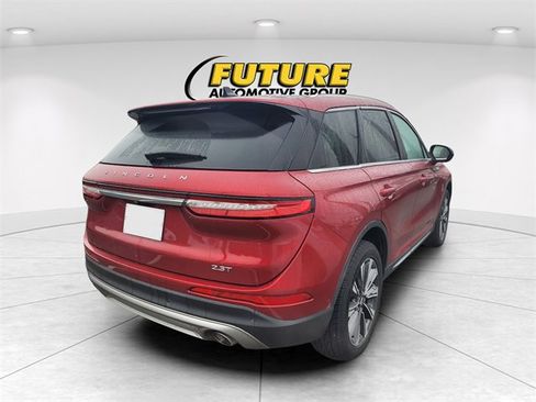 Used 2020 Lincoln Corsair Reserve w/ Equipment Group 202A image 3