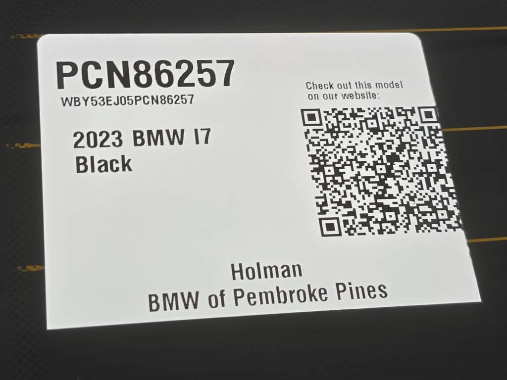 Certified 2023 BMW i7 xDrive60 AWD/4WD image 24
