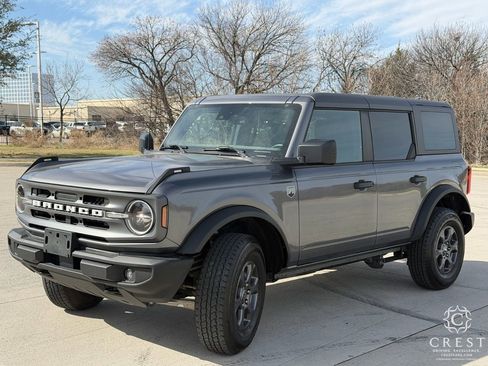 Used 2023 Ford Bronco Big Bend image 4