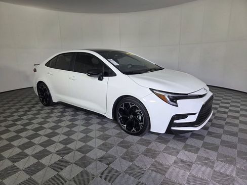Used 2025 Toyota Corolla FX w/ Convenience Package FWD image 2