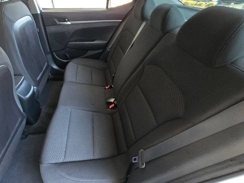 Used 2019 Hyundai Elantra SE w/ Cargo Package FWD image 21