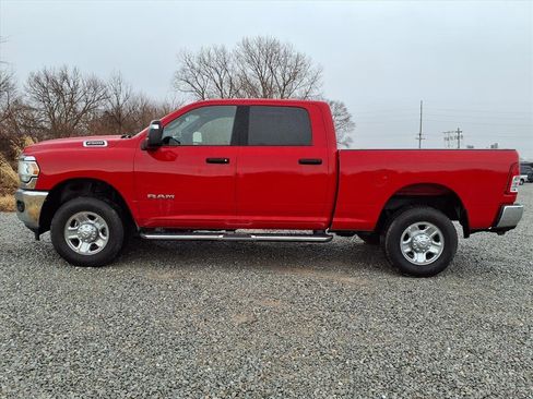 Used 2024 RAM 2500 Big Horn w/ Bed Utility Group image 34