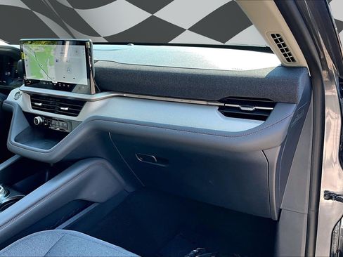 New 2026 Ford Explorer Active AWD/4WD image 27