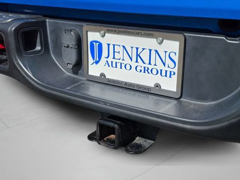 Used 2021 Jeep Gladiator Rubicon AWD/4WD image 17