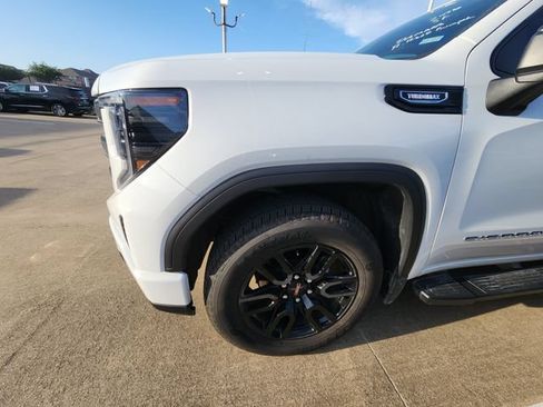 Used 2026 GMC Sierra 1500 Pro w/ Graphite Edition RWD image 7