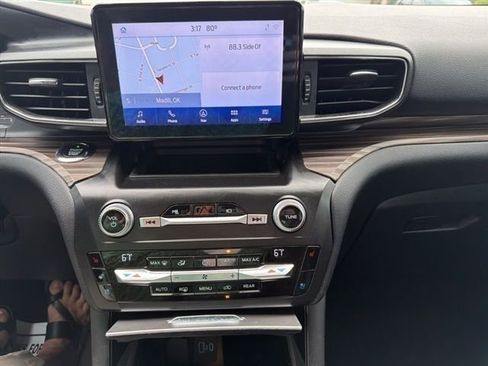 Used 2020 Ford Explorer Limited RWD image 41