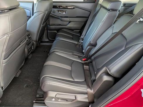 New 2025 Honda Pilot Touring image 16