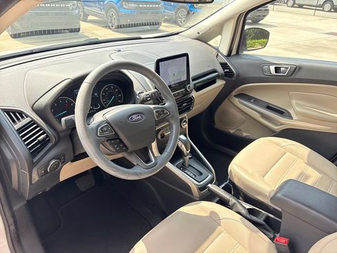 Certified 2021 Ford EcoSport Titanium FWD image 6
