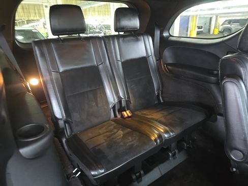 Used 2018 Dodge Durango GT w/ Blacktop Package RWD image 14