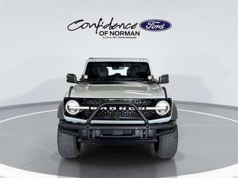 Used 2024 Ford Bronco Wildtrak image 2