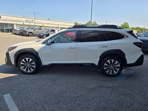 Used 2024 Subaru Outback Touring XT AWD/4WD image 28