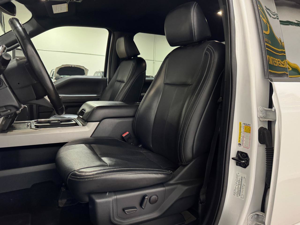 Used 2022 Ford F250 Lariat AWD/4WD image 6