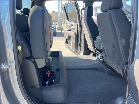 Used 2026 GMC Sierra 1500 Elevation image 21