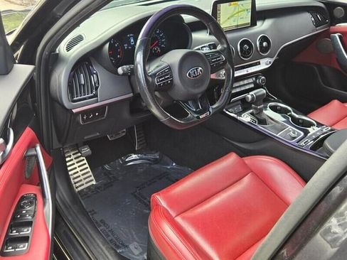 Used 2020 Kia Stinger GT-Line w/ Sun & Sound Package AWD/4WD image 10