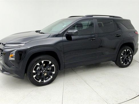 Used 2026 Chevrolet Equinox RS image 4