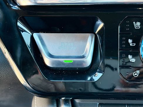 Used 2024 GMC Sierra 1500 Denali Ultimate image 36