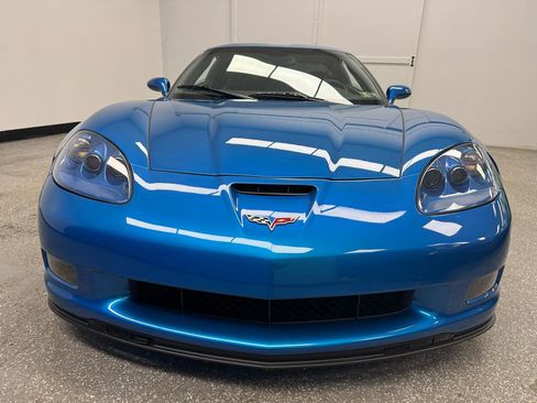 Used 2008 Chevrolet Corvette Z06 w/ Preferred Equipment Group image 4