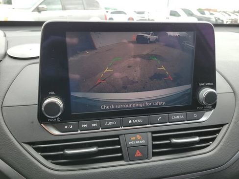 Used 2020 Nissan Altima 2.5 S FWD image 10