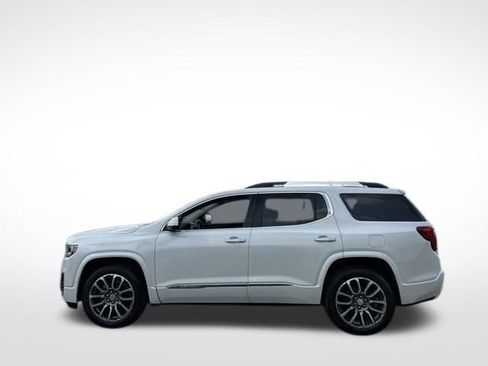 Used 2021 GMC Acadia Denali w/ Denali Ultimate Package AWD/4WD image 17