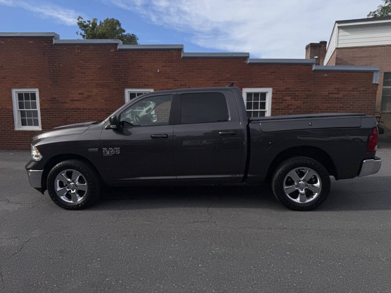 Used 2019 RAM 1500 Big Horn w/ Rambox Value Package AWD/4WD image 1