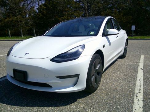 Used 2021 Tesla Model 3 Long Range AWD/4WD image 18