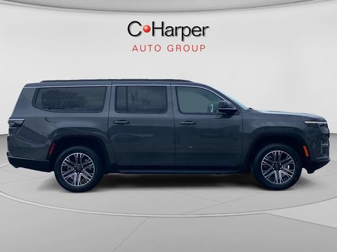 New 2026 Jeep Grand Wagoneer L 4WD w/ Premium Group I image 2