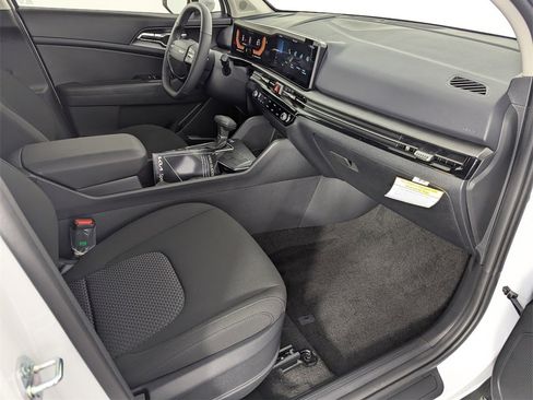 New 2026 Kia Sportage LX image 34