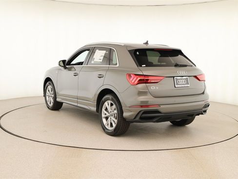 New 2025 Audi Q3 2.0T Premium image 4