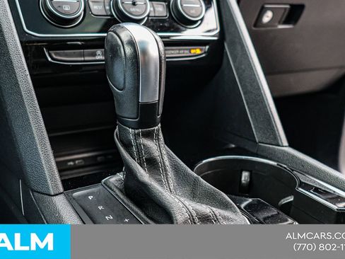 Used 2022 Volkswagen Atlas SE image 42