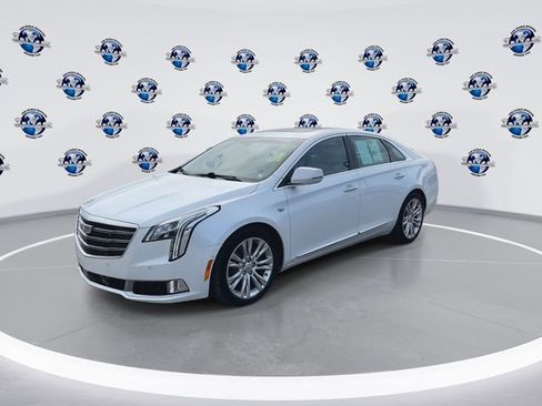 Used 2019 Cadillac XTS Luxury w/ Driver Awareness Package image 4