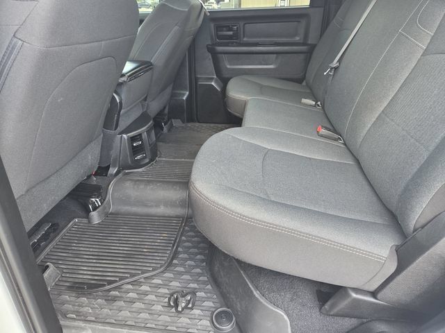 Used 2024 RAM 3500 Tradesman w/ Chrome Appearance Group AWD/4WD image 28