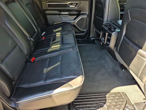 Used 2022 RAM 1500 Laramie w/ Sport Appearance Package image 17