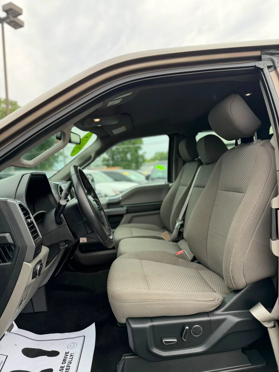 Used 2018 Ford F150 XLT w/ Equipment Group 302A Luxury AWD/4WD image 9
