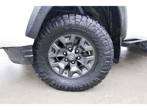Used 2021 Toyota Tacoma SR5 w/ Trail Edition AWD/4WD image 30