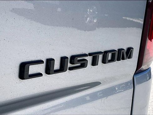 Used 2021 Chevrolet Silverado 1500 Custom w/ Rally Edition AWD/4WD image 9