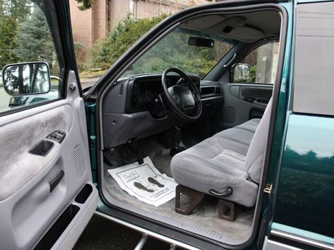 Used 1997 Dodge Ram 1500 Truck ST 4X4 ORIGINAL CONDITION image 5