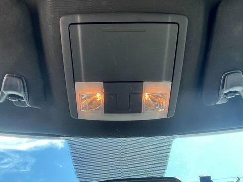 Used 2018 Ford Explorer 4WD w/ Class II Trailer Tow Package image 23