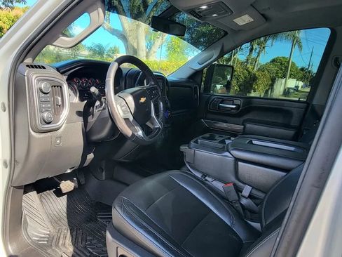 Used 2020 Chevrolet Silverado 3500 LTZ w/ Z71 Off-Road Package image 3