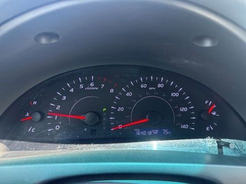 Used 2011 Toyota Camry LE FWD image 18
